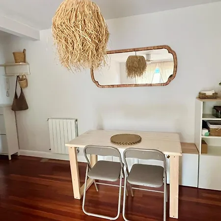 Casuca De Cuchia, Casa Con Jardin Junto A La Playa *